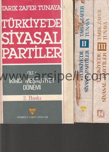 Türkiye'de Siyasal Partiler I-III [Takım]